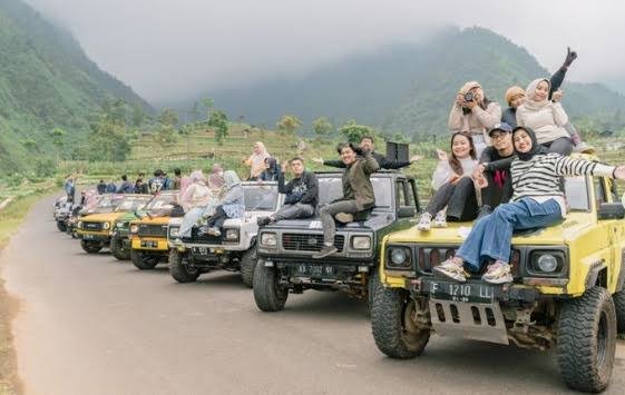 Jeep Tour Dieng